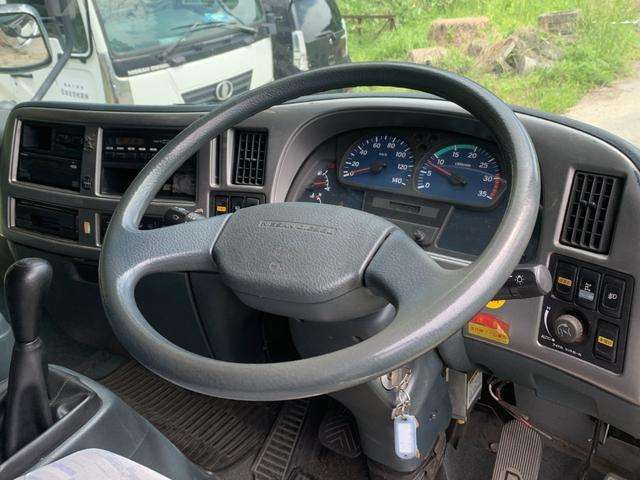 Nissan Condor 11