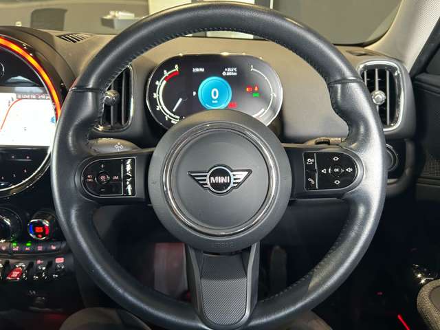 MINI Crossover 11