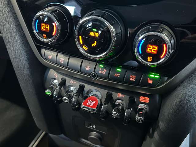 MINI Crossover 12