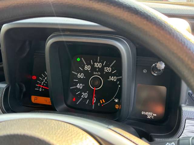 Honda N-VAN 10