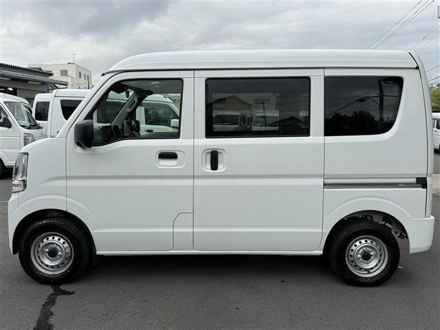 Suzuki Every 12