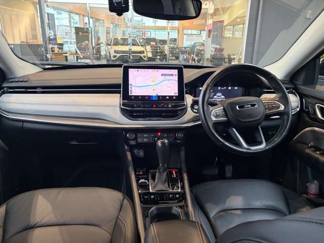 Jeep Compass 8