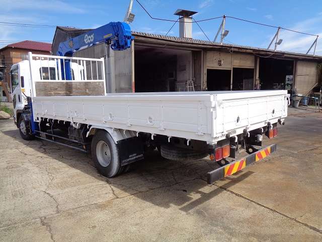 Isuzu Forward 3