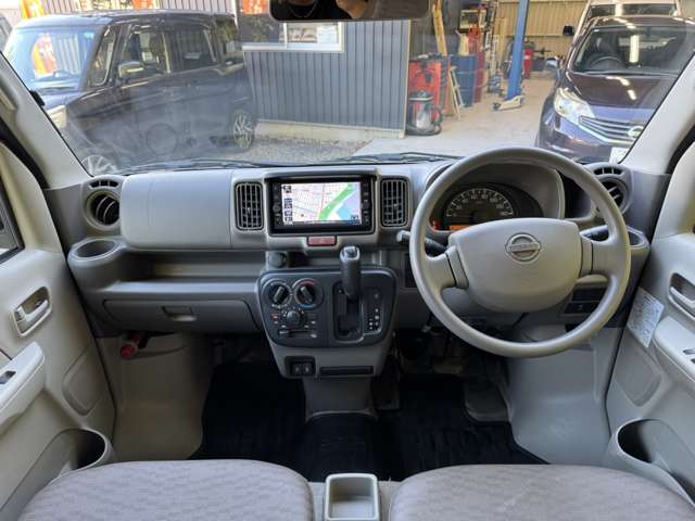 Nissan NV100 Clipper 11