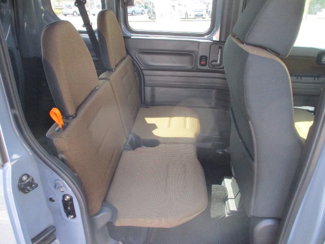 Honda N-VAN 10
