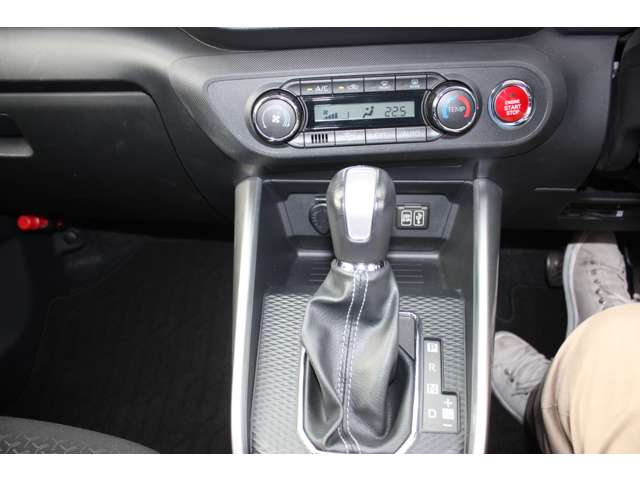 Toyota Raize 12