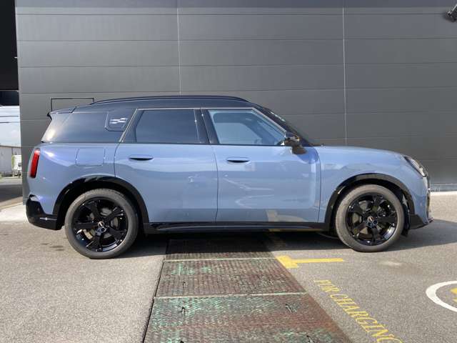 MINI Countryman 5