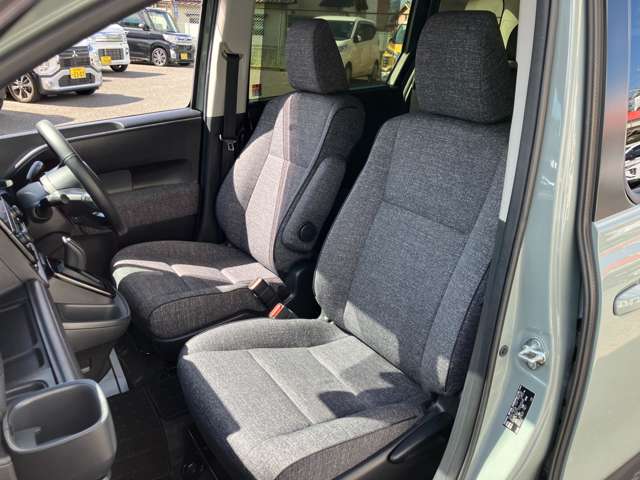 Toyota Sienta 8