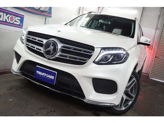 Mercedes-Benz GLS 10