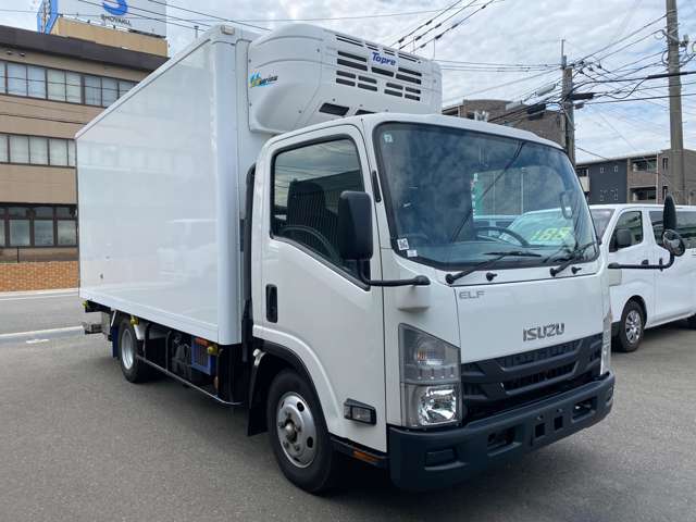 Isuzu Elf 3