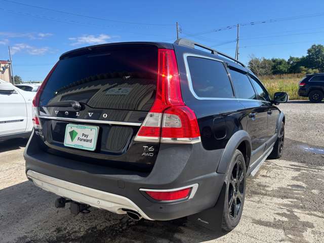 Volvo XC70 11