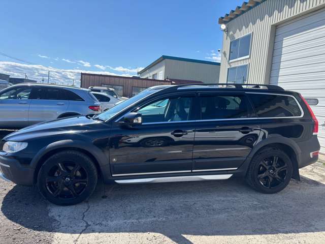 Volvo XC70 8