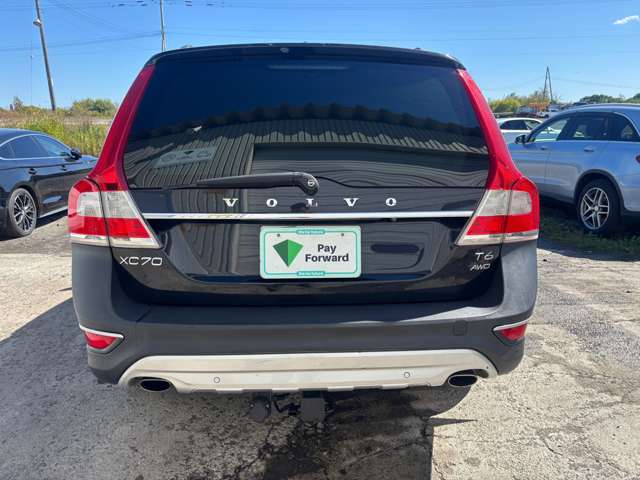 Volvo XC70 10