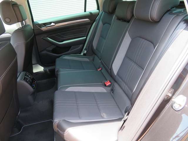 Volkswagen Passat Alltrack 8