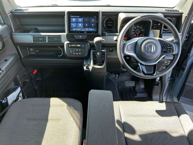Honda N-VAN 11