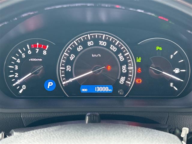 Toyota Esquire 12