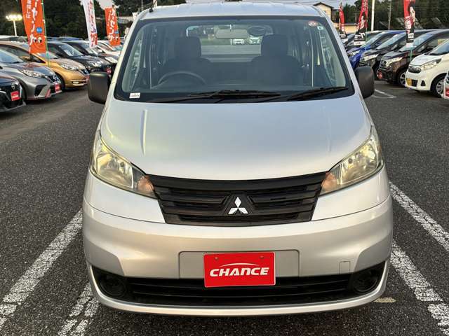 Mitsubishi Delica Van 7