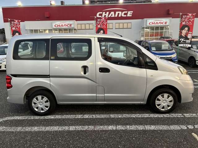 Mitsubishi Delica Van 9