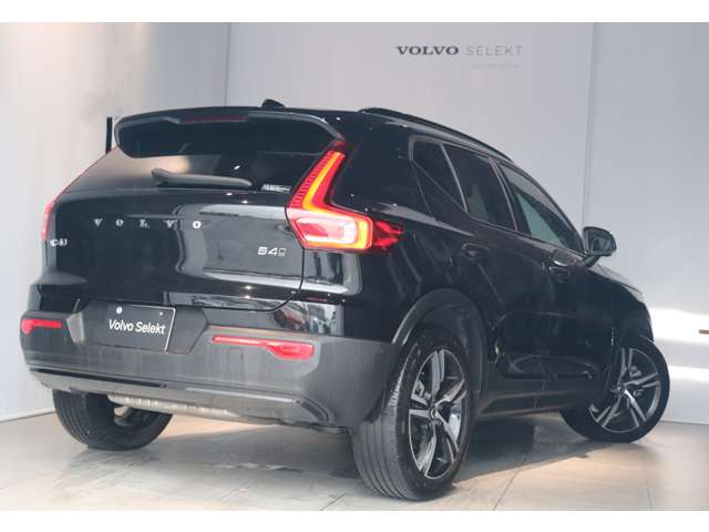 Volvo XC40 12