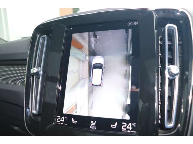 Volvo XC40 6