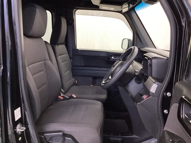 Honda N-VAN 8