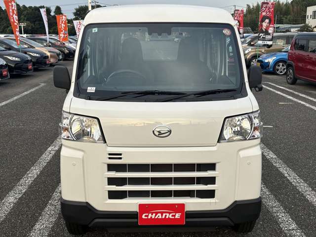 Daihatsu Hijet Cargo 7