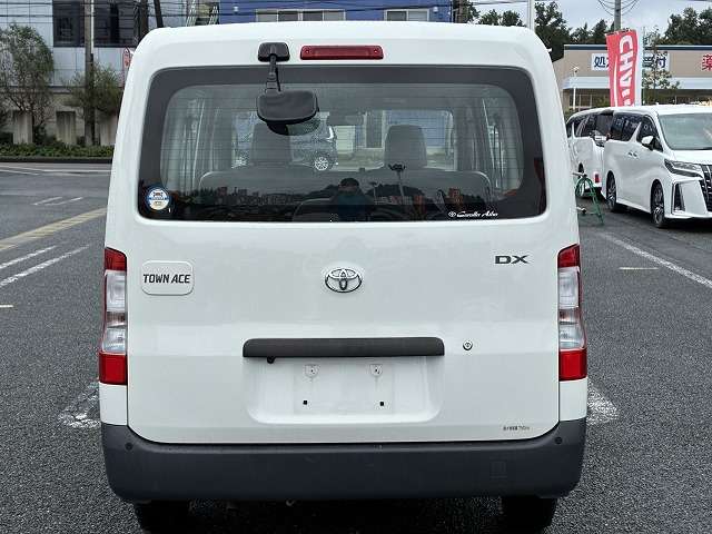 Toyota Town Ace Van 10
