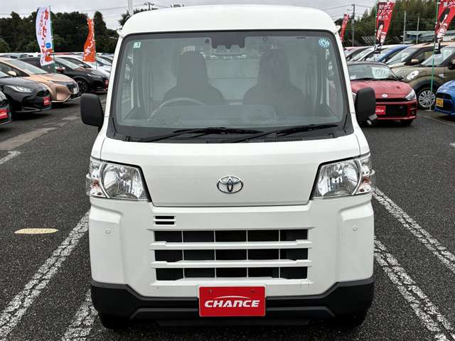 Toyota Pixis Van 7