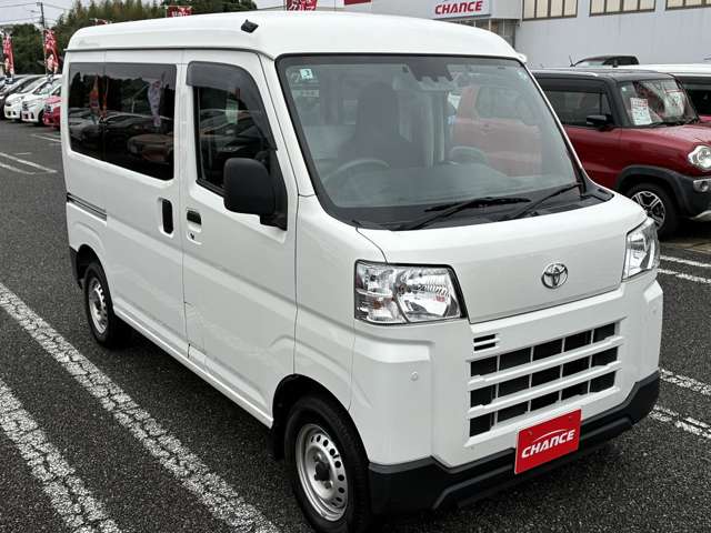 Toyota Pixis Van 8