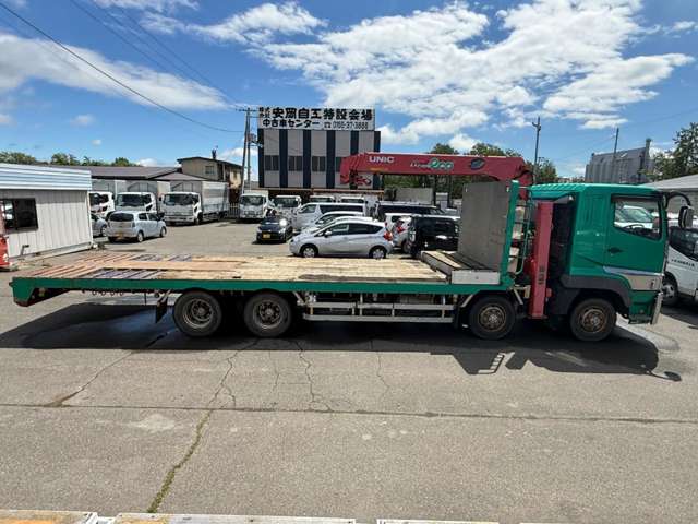 Mitsubishi Fuso Super Great 11