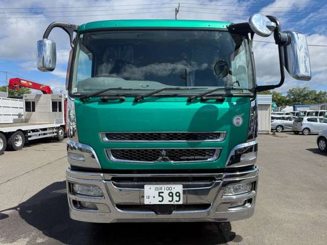 Mitsubishi Fuso Super Great 3
