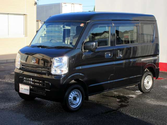 Nissan NV100 Clipper 11