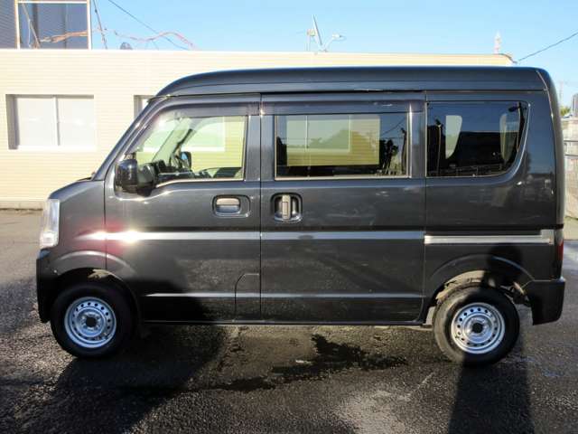 Nissan NV100 Clipper 9