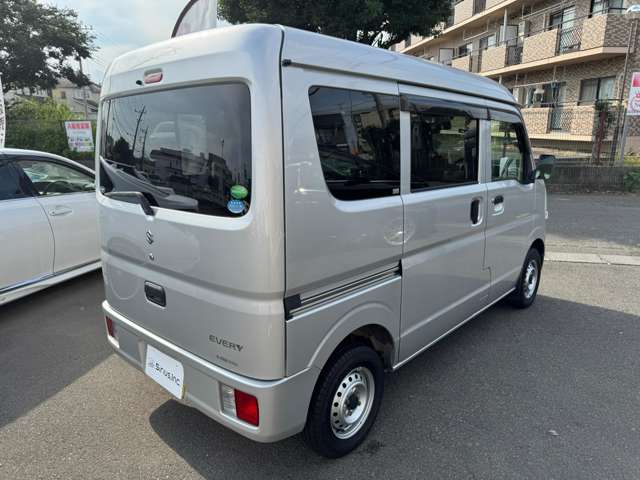 Suzuki Every 11
