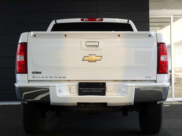 Chevrolet Silverado 4