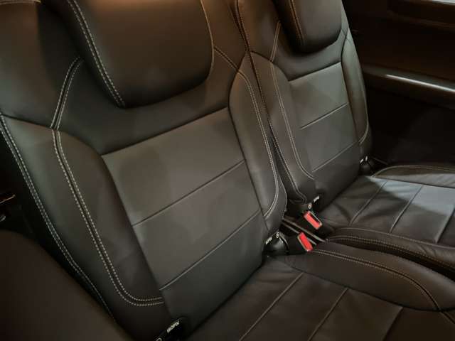 Mercedes-Benz GL-Class 11