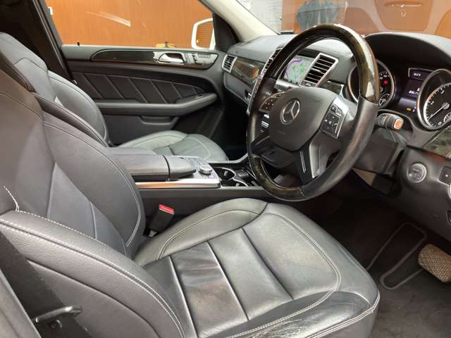 Mercedes-Benz GL-Class 5