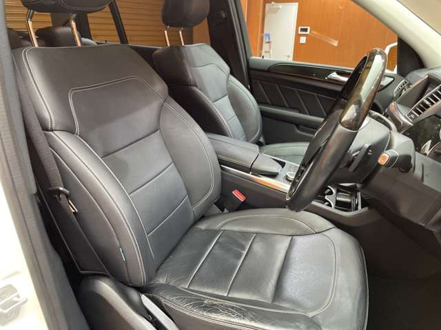 Mercedes-Benz GL-Class 6