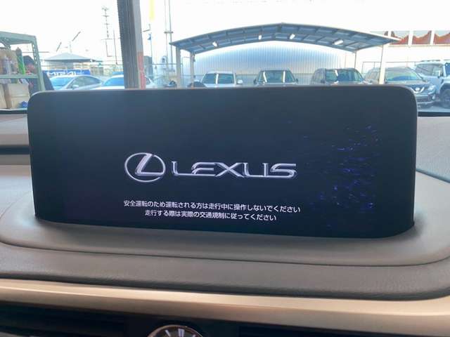 Lexus RX 6