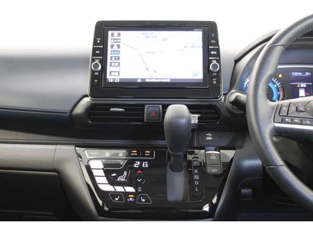 Mitsubishi eK X 9
