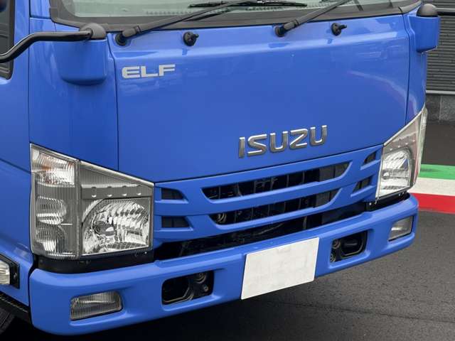 Isuzu Elf 3