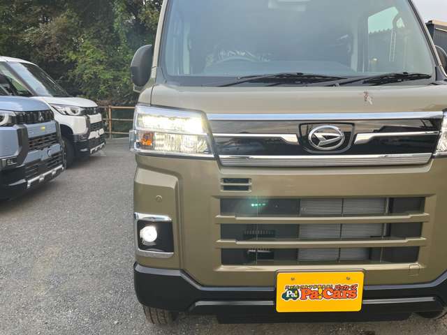 Daihatsu Atrai 6