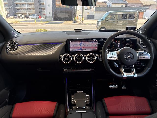 Mercedes-Benz GLA-Class 9