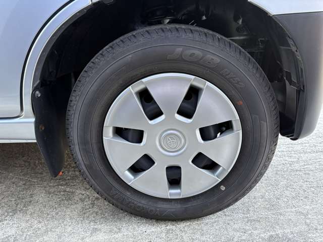 Toyota Pixis Van 10