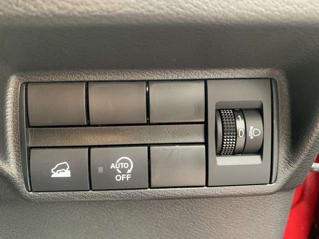 Mitsubishi eK X 9