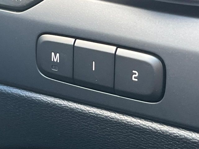 Volvo C40 11