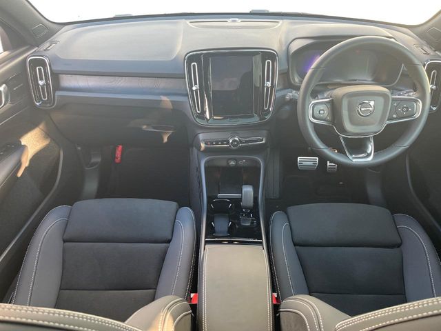 Volvo C40 2
