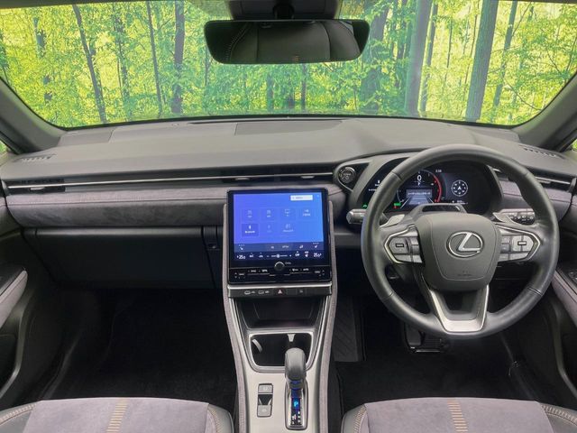 Lexus LBX 2