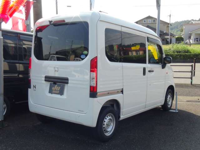 Honda N-VAN 8