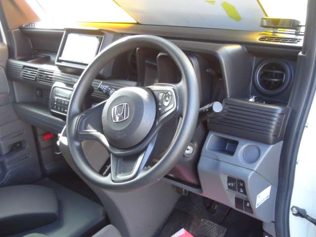 Honda N-VAN 9